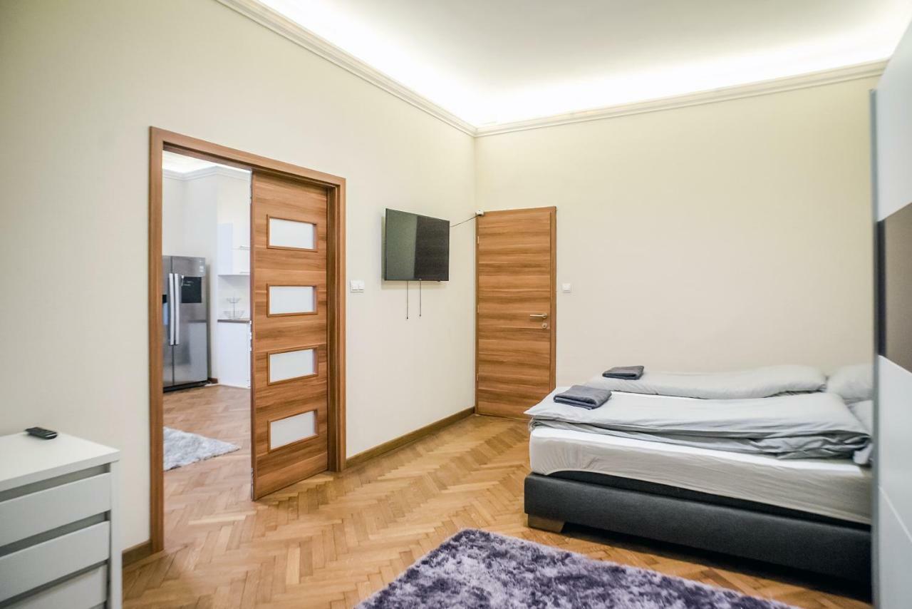 Downtown Szemere Apartamento